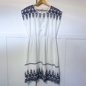 DownEast Border Embroidered Short Sleeve Cotton Midi Dress White & Navy M NWOT